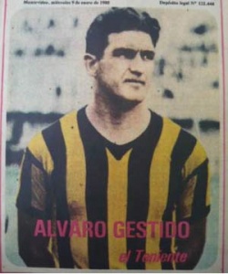 Альваро Хестидо в футболке «Пеньяроля»